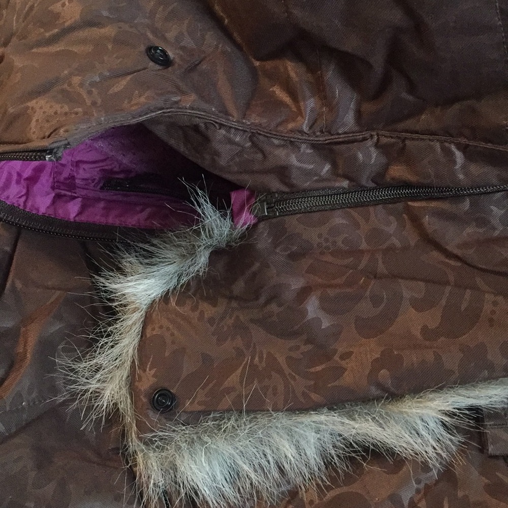 Snowboard jacket - Picture 5 of 8